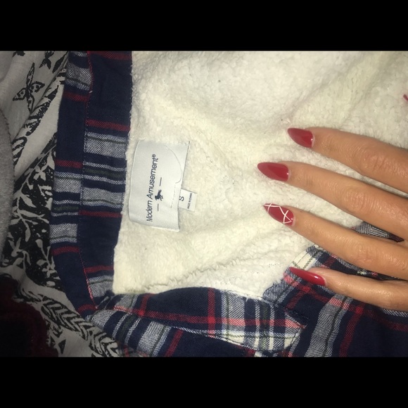 blue/red plaid fuzzy long sleeve - Picture 2 of 4
